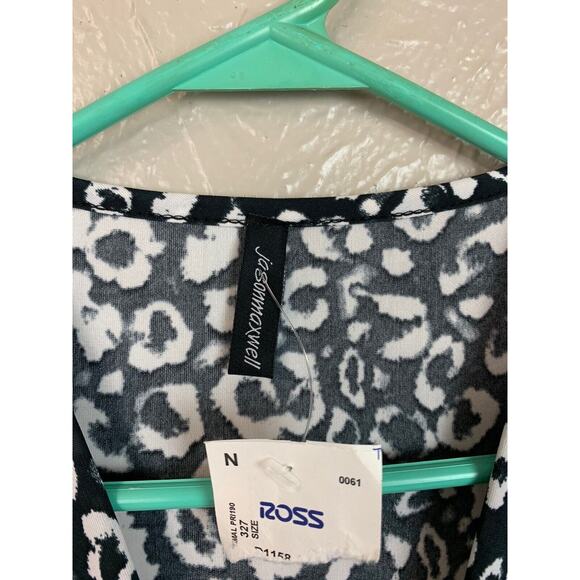 Jason Maxwell Women's Black White Animal Print Top Blouse Size Small USA Made - Picture 3 of 6